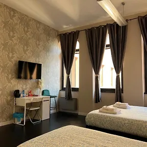 The Rock House Con Bagno Privato Piacenza